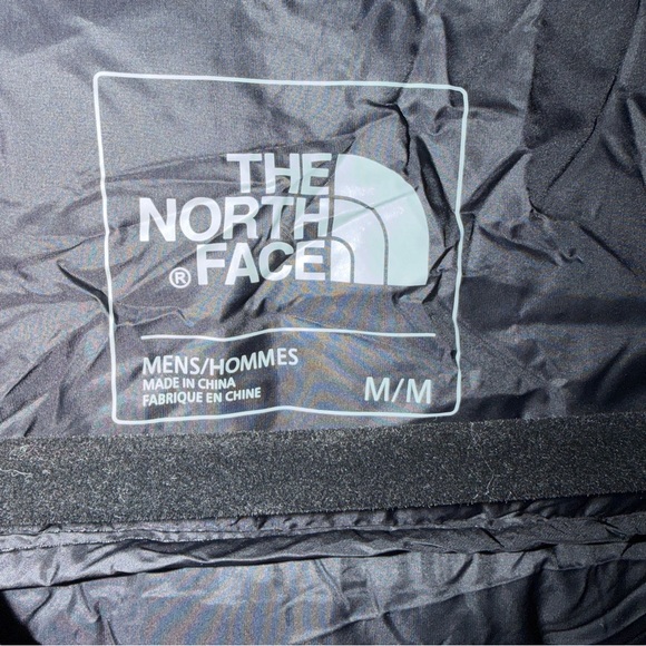 The North Face Men's Charcoal Puffer Jacket - Picture 2 of 5